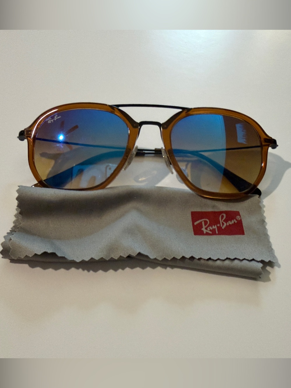Men’s Ray-Bay sunglasses, blue lenses